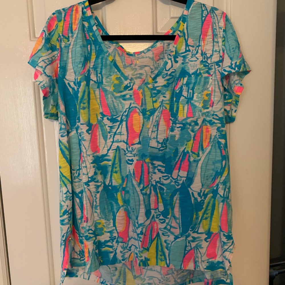 Lilly Pulitzer L Meredith Tee in Beach and Bae